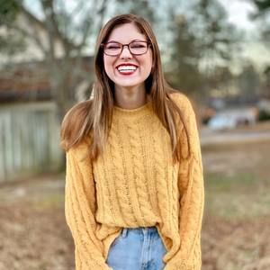 Meet your Posher, Alyssa